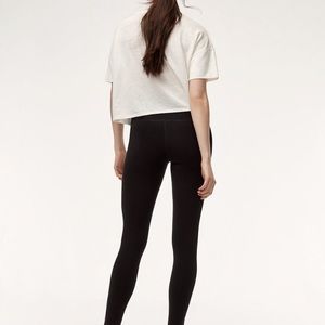 Aritzia The group by babaton, black icon leggings